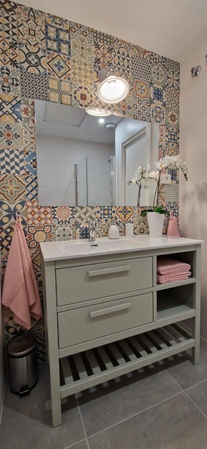 Malaga Lodge Apartments Εξωτερικό φωτογραφία