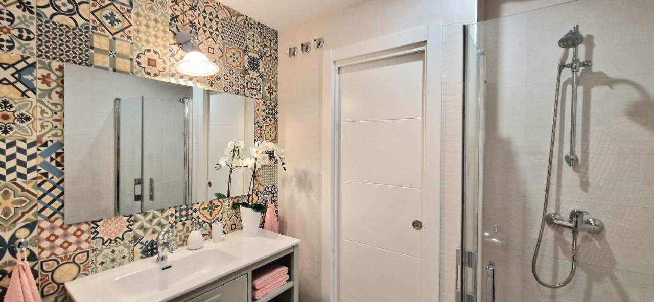 Malaga Lodge Apartments Εξωτερικό φωτογραφία